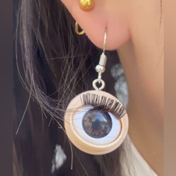 Women's/Girl's Blinking Doll Eyes w/ Lashes Dangle Earrings - Picture 3 of 4